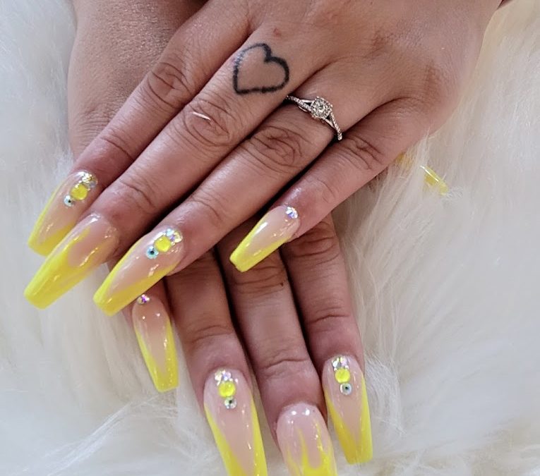 A Deep Dive into Divine Nail Lounge: Where Expertise Meets Personalized Care