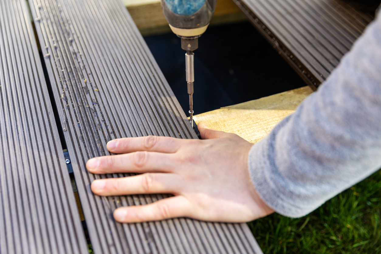 Building a deck: A close-up on composite materials in action.